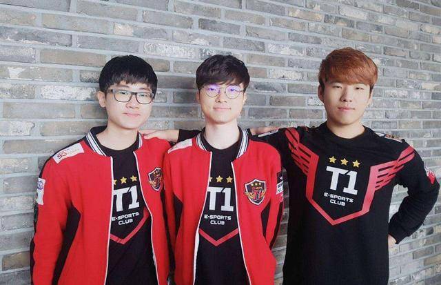 自不同年龄 自不同年龄