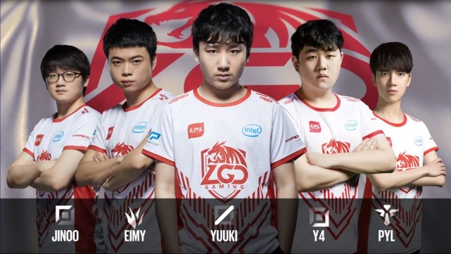 伺的舞台上 伺的舞台上